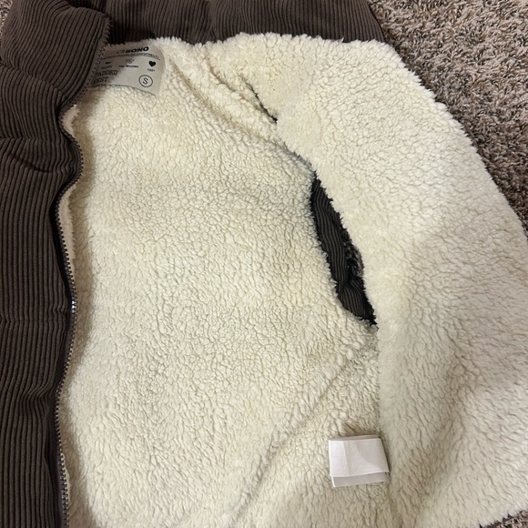 Brown Fluffy Puffer Vest - Picture 2 of 2